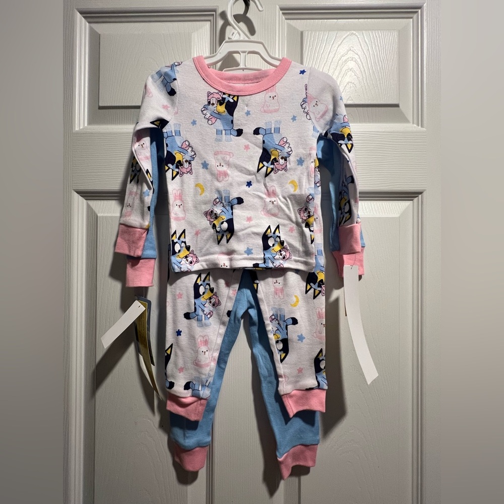 4 piece long sleeve Bluey pj sets